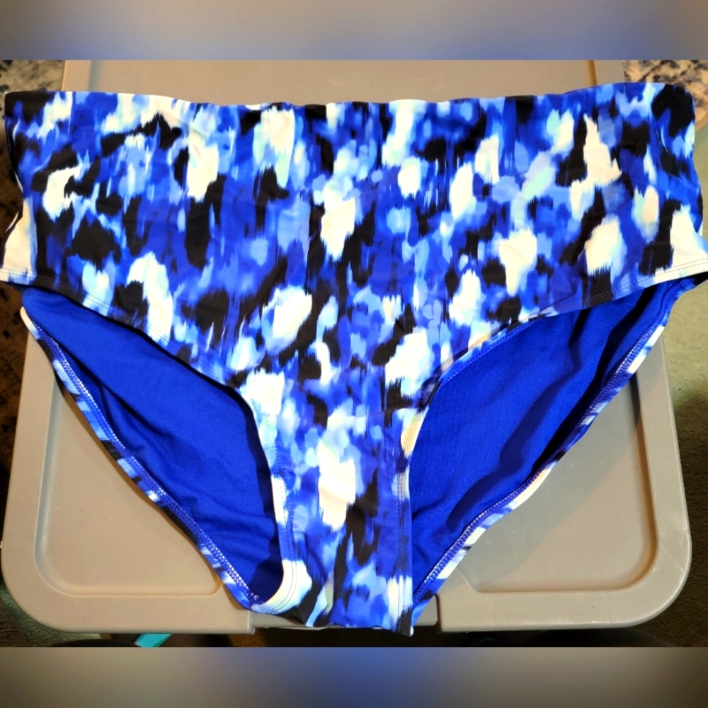 Women's bikini bottom